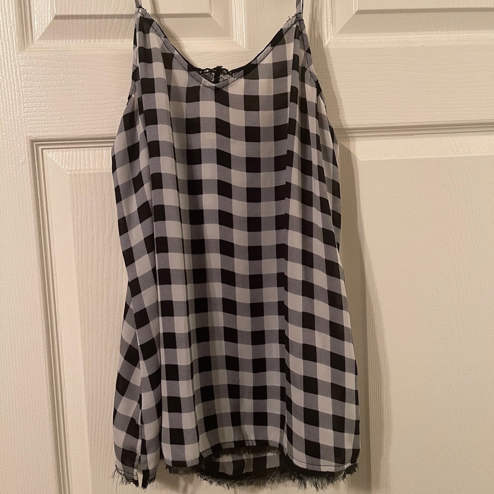 Juniors Vera Wang checkered tank w/ lace bottom